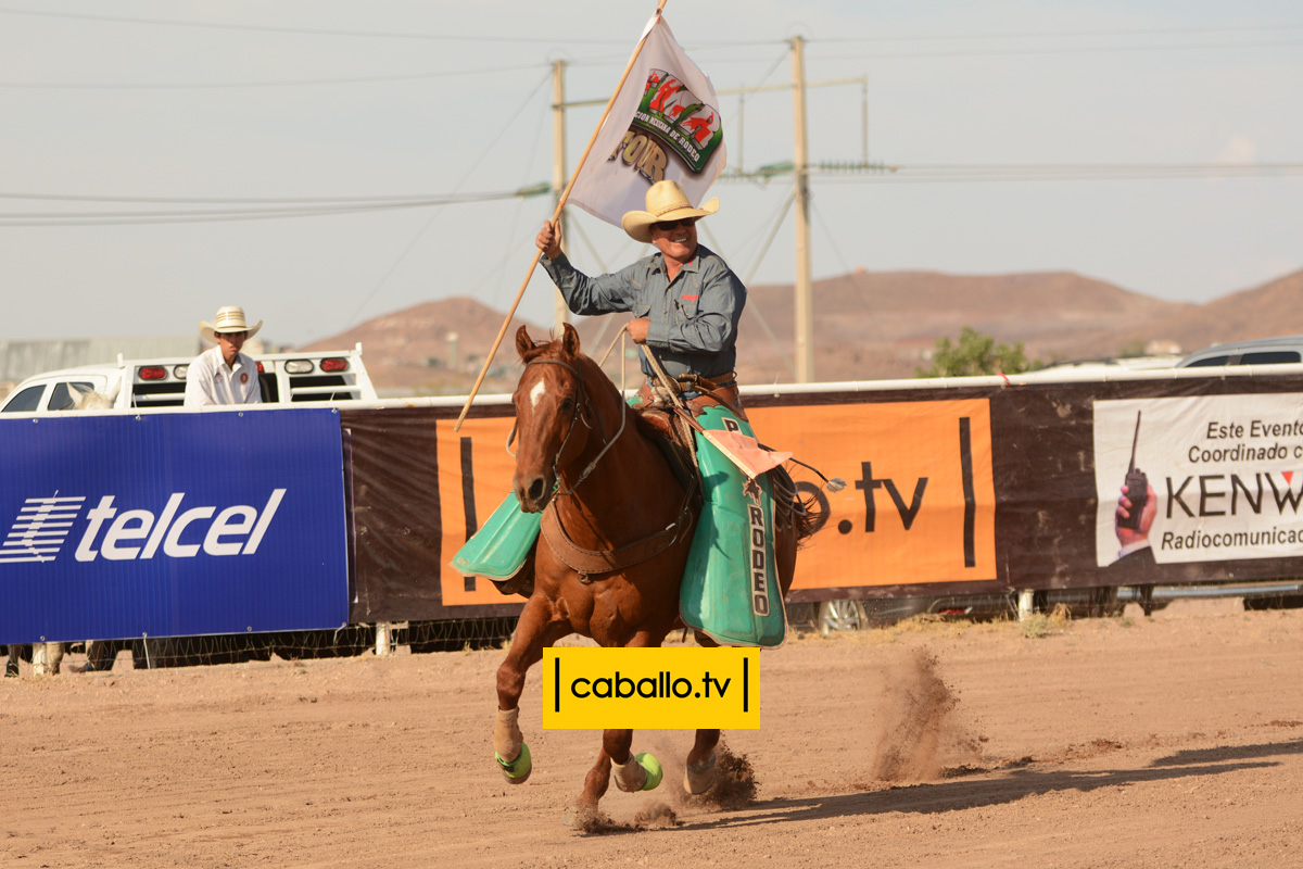 El desfile en el Rodeo de la Primavera. Promotora de Rodeos, 30 mayo